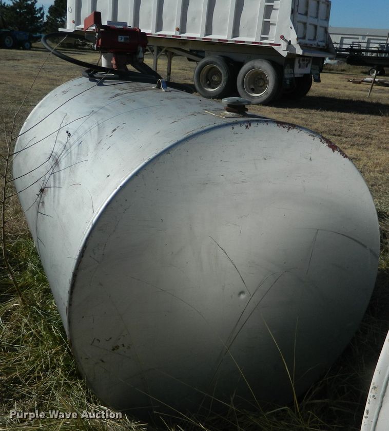 image for item DE4373 Steel fuel tank