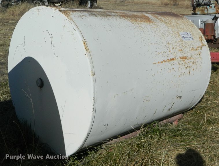 image for item DE4374 Steel fuel tank