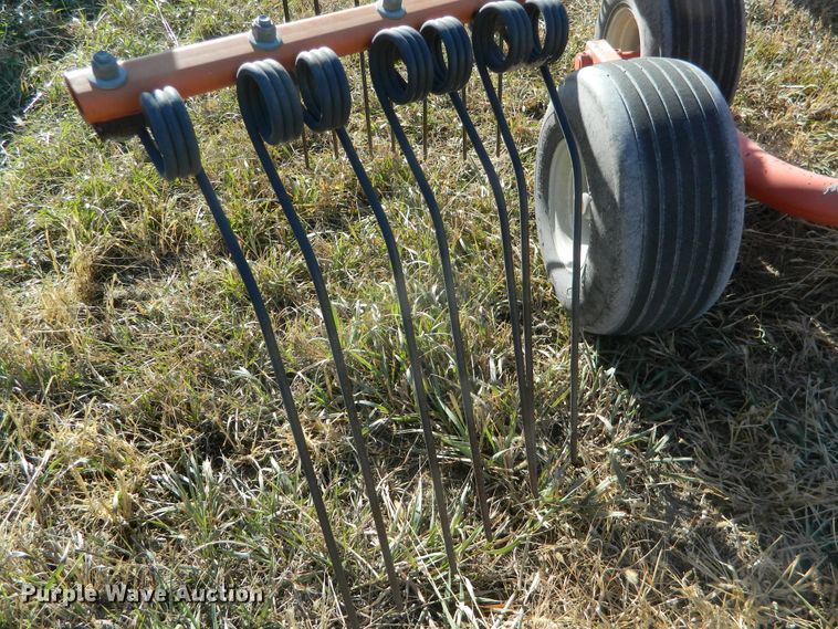 image for item DE4376 Kuhn GA4120 hay rake