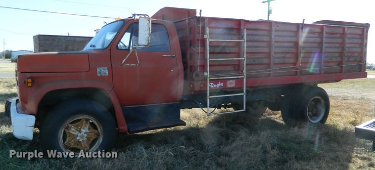 image for item DE4377 1974 Chevrolet C65 grain truck