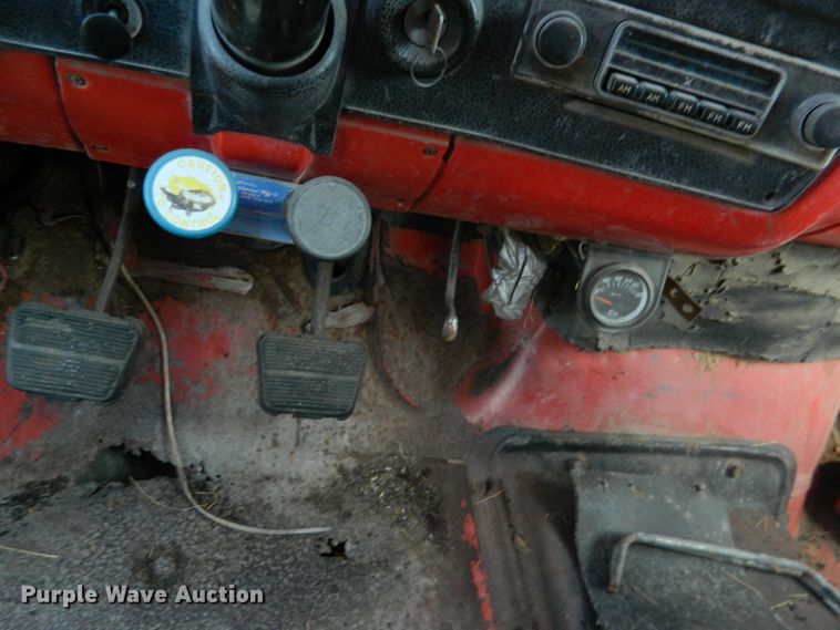 image for item DE4377 1974 Chevrolet C65 grain truck