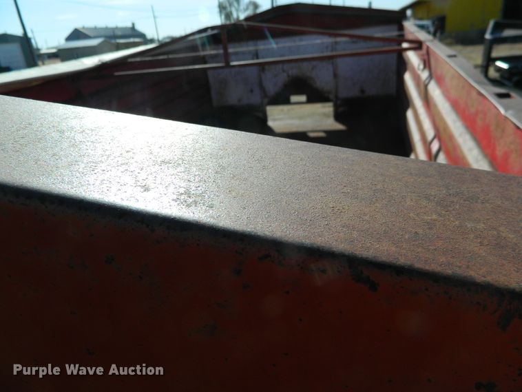 image for item DE4377 1974 Chevrolet C65 grain truck