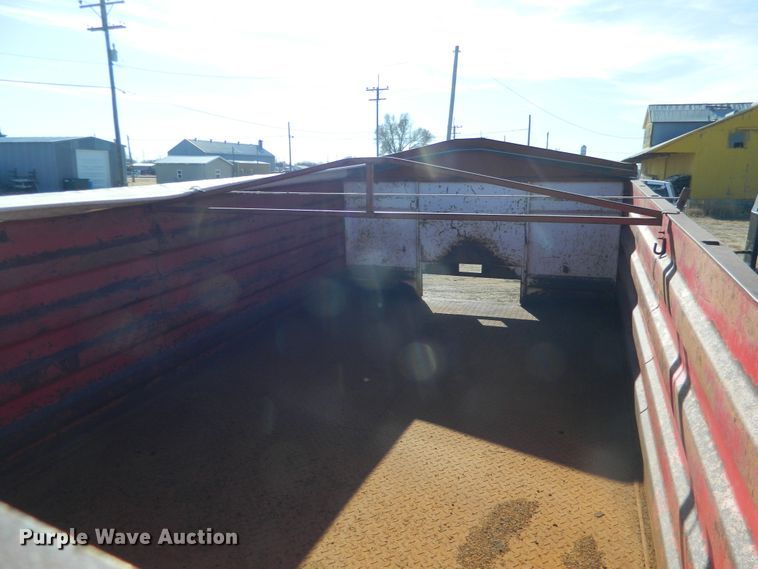 image for item DE4377 1974 Chevrolet C65 grain truck