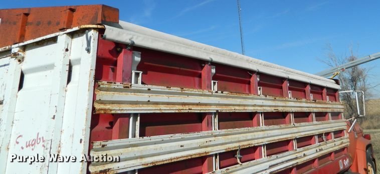 image for item DE4377 1974 Chevrolet C65 grain truck