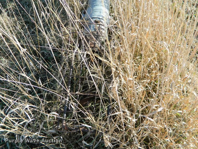 image for item DE4381 Hutchinson grain auger