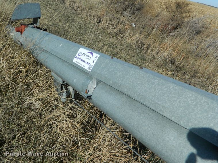image for item DE4381 Hutchinson grain auger