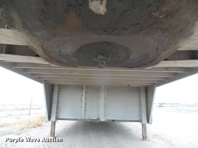 image for item DG0353 2004 Barrett livestock trailer