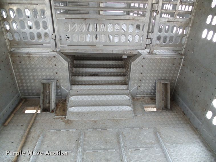 image for item DG0353 2004 Barrett livestock trailer