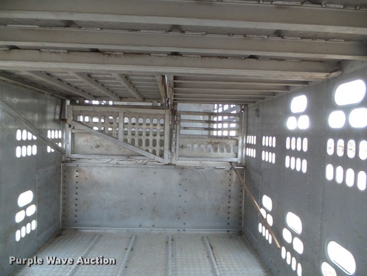 image for item DG0353 2004 Barrett livestock trailer