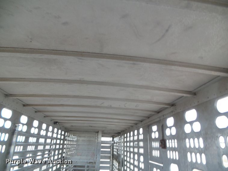 image for item DG0353 2004 Barrett livestock trailer