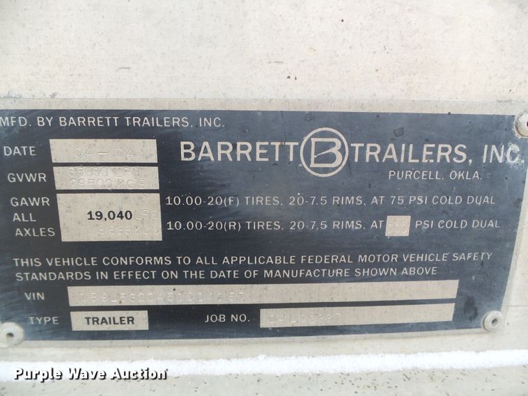 image for item DG0353 2004 Barrett livestock trailer