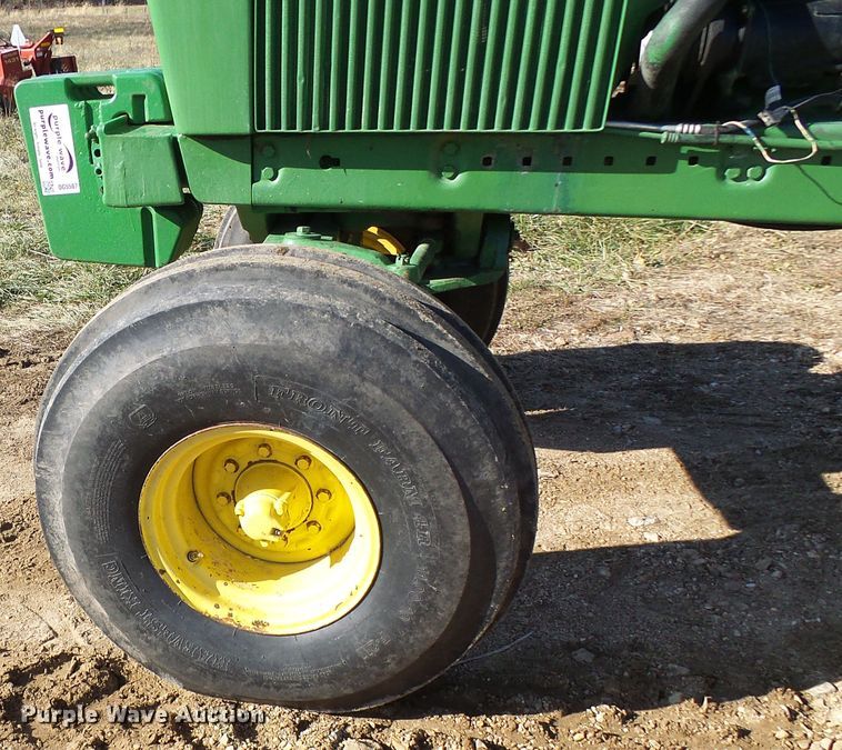 image for item DG5507 1975 John Deere 4630 tractor