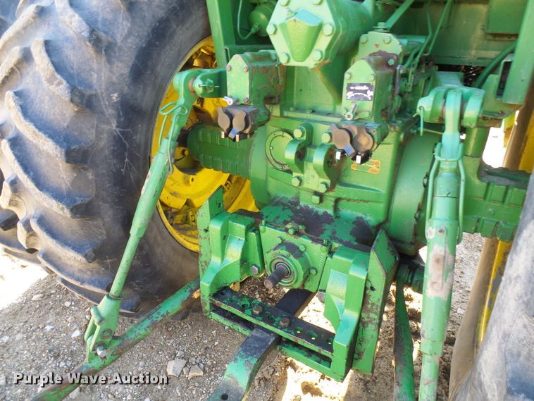 image for item DG5507 1975 John Deere 4630 tractor