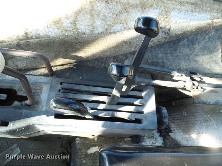 image for item DG5507 1975 John Deere 4630 tractor