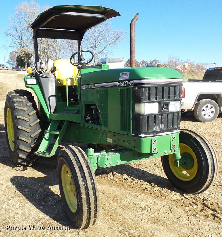 image for item DG5508 1993 John Deere 6200 tractor
