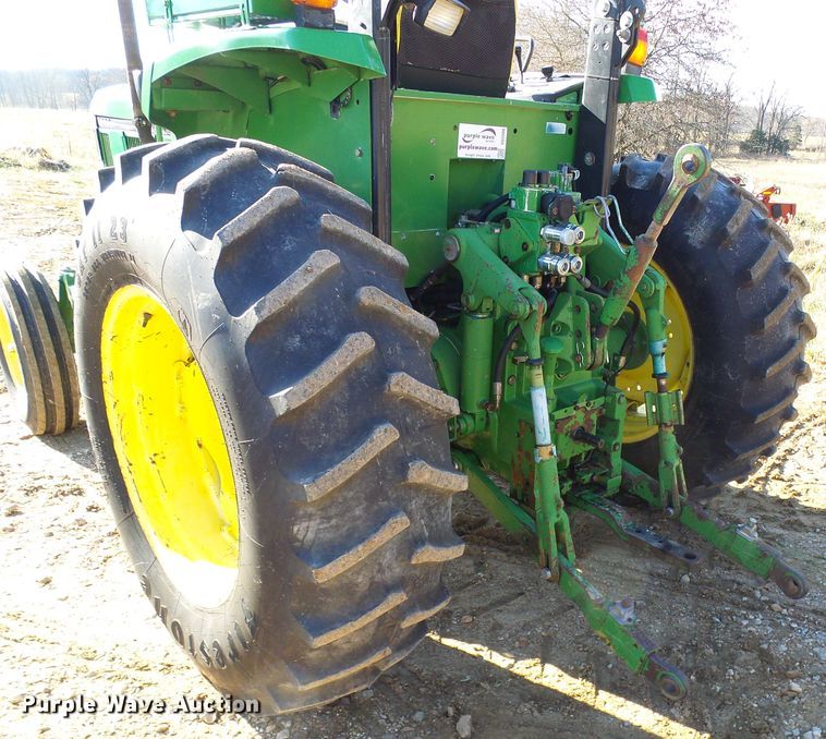 image for item DG5508 1993 John Deere 6200 tractor