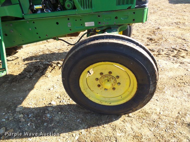 image for item DG5508 1993 John Deere 6200 tractor