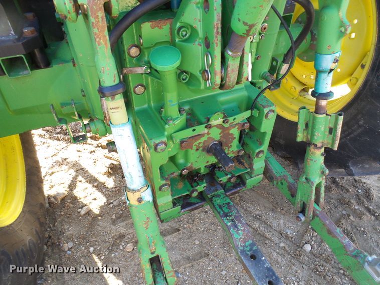 image for item DG5508 1993 John Deere 6200 tractor