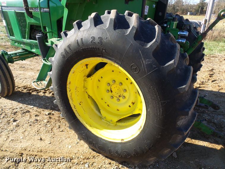 image for item DG5508 1993 John Deere 6200 tractor