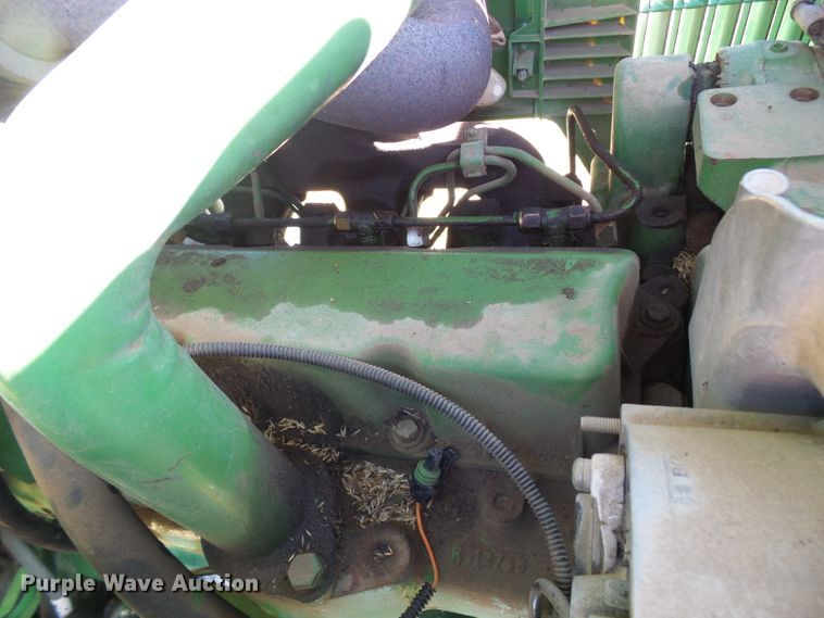 image for item DG5508 1993 John Deere 6200 tractor