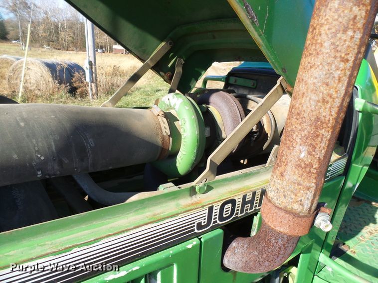 image for item DG5508 1993 John Deere 6200 tractor
