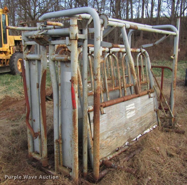 image for item DG6685 Livestock chute