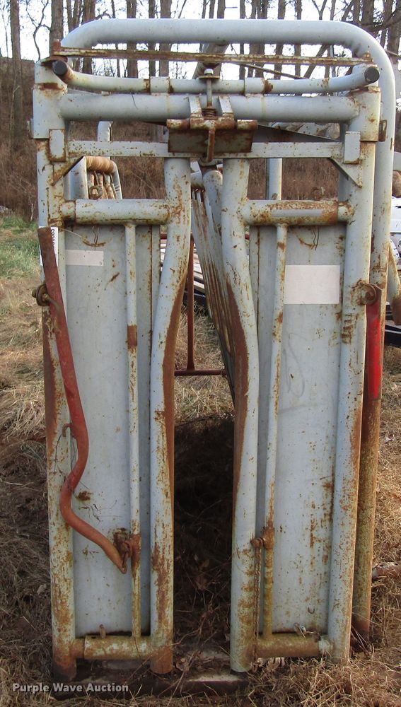 image for item DG6685 Livestock chute