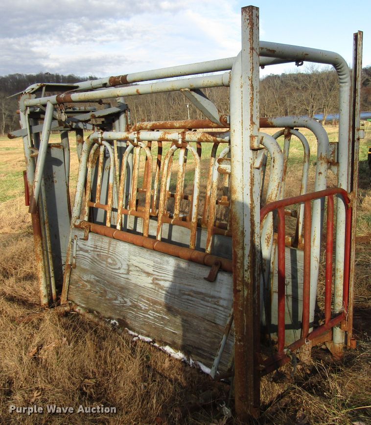 image for item DG6685 Livestock chute