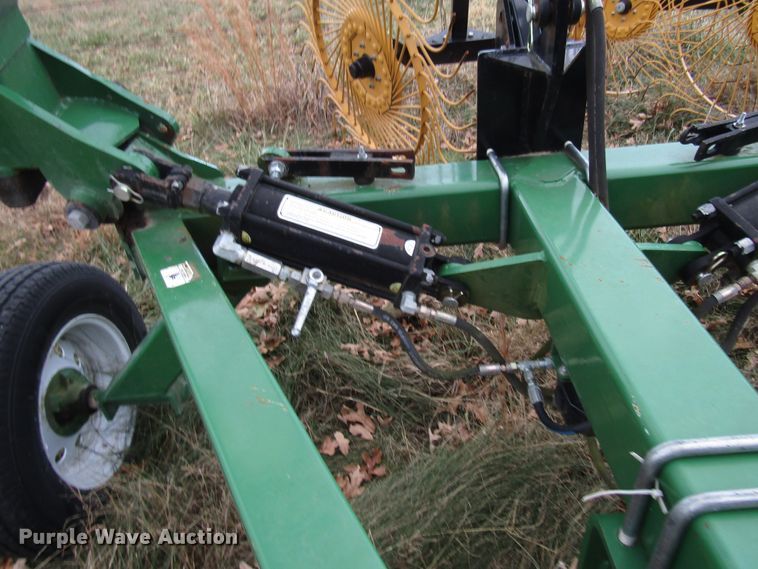 image for item DG6687 Ogden Hybrid Hay Runner hay rake