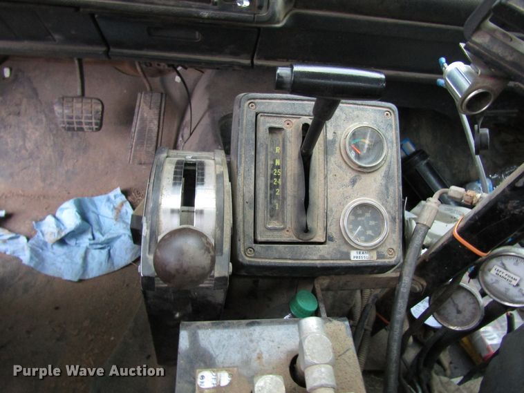 image for item DG6688 1994 Chevrolet Kodiak C6500 applicator truck