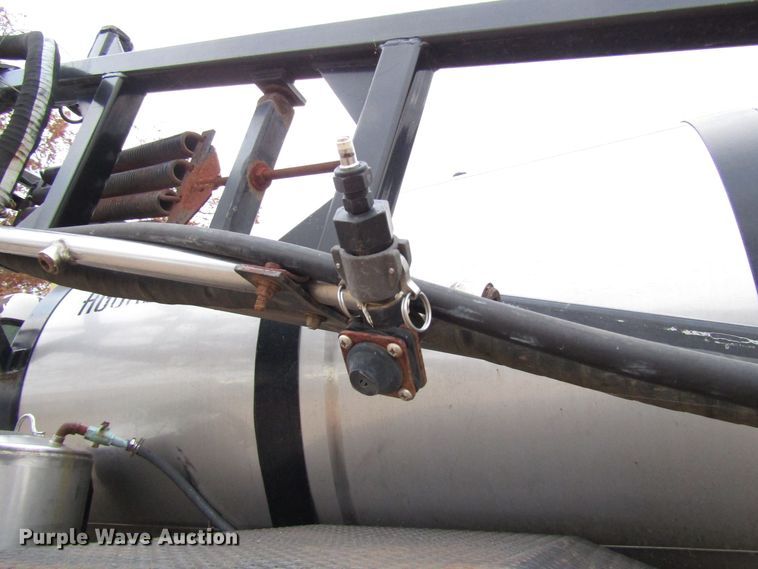 image for item DG6688 1994 Chevrolet Kodiak C6500 applicator truck