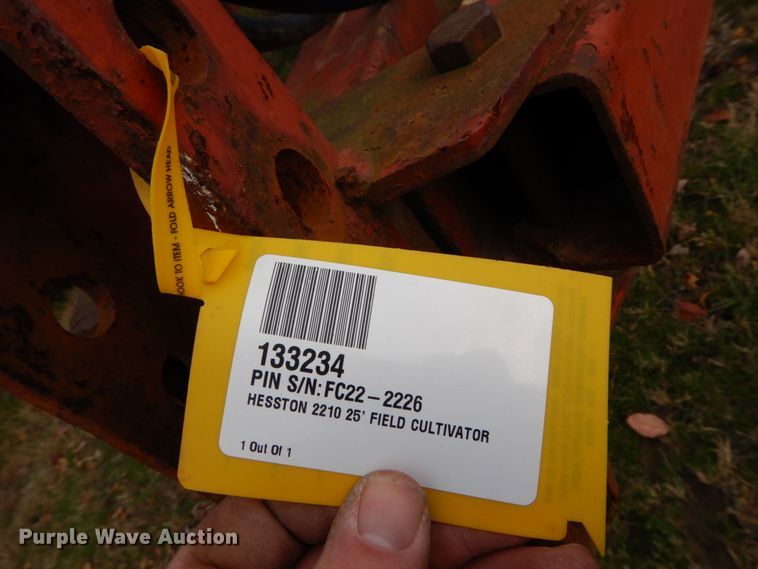 image for item DH2223 Hesston 2210 field cultivator