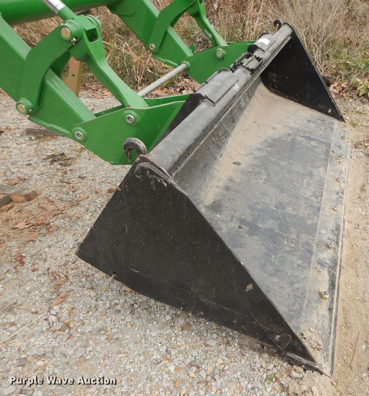 image for item DH2732 John Deere 673 loader