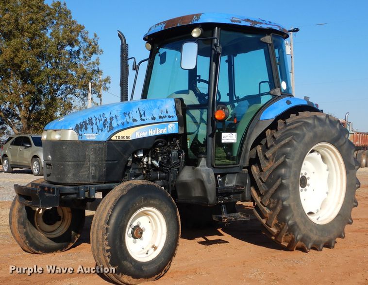 image for item DH3627 2009 New Holland TD5050 tractor
