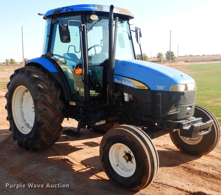 image for item DH3627 2009 New Holland TD5050 tractor