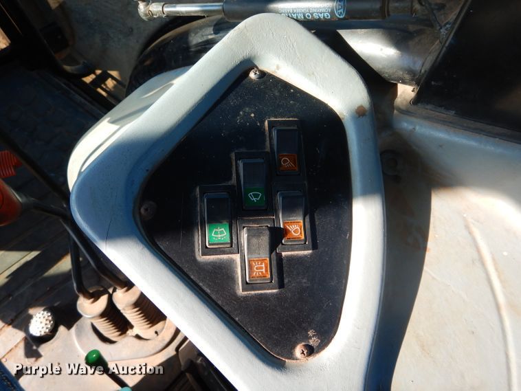 image for item DH3627 2009 New Holland TD5050 tractor