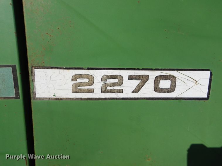 image for item DH3630 1975 John Deere 2270 windrower