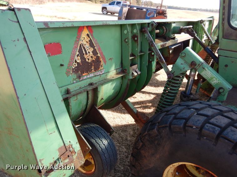 image for item DH3630 1975 John Deere 2270 windrower