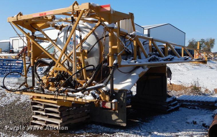 image for item DH6759 AGCO sprayer bed