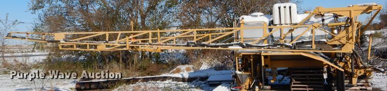 image for item DH6759 AGCO sprayer bed