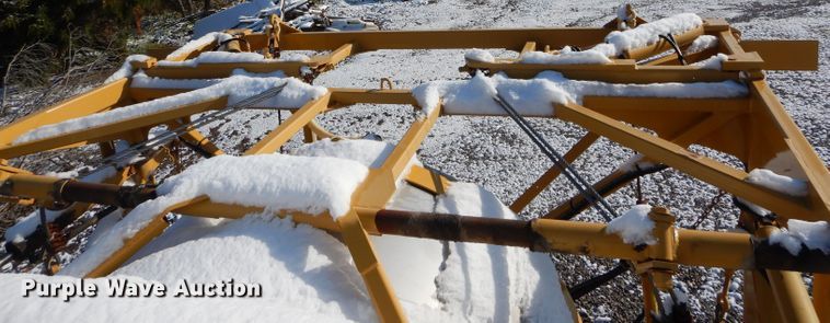 image for item DH6759 AGCO sprayer bed