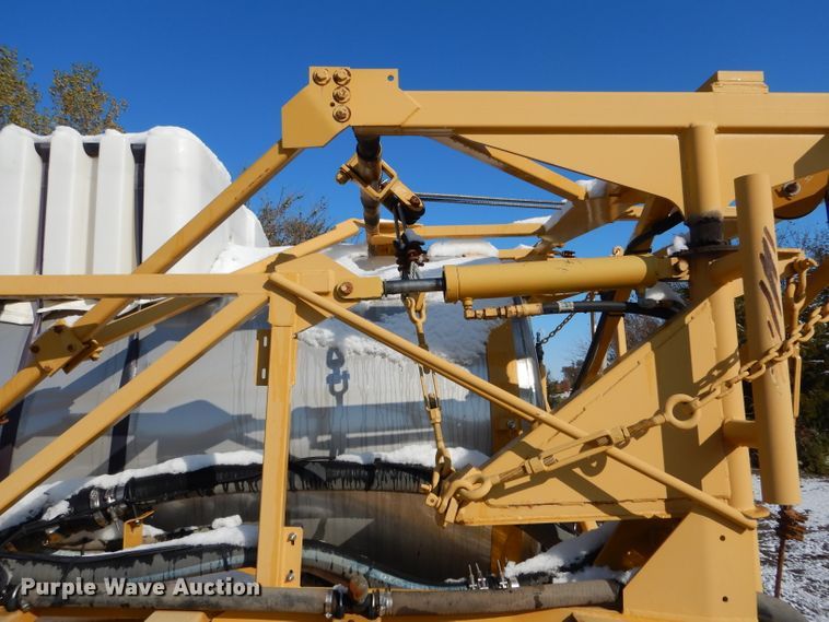 image for item DH6759 AGCO sprayer bed