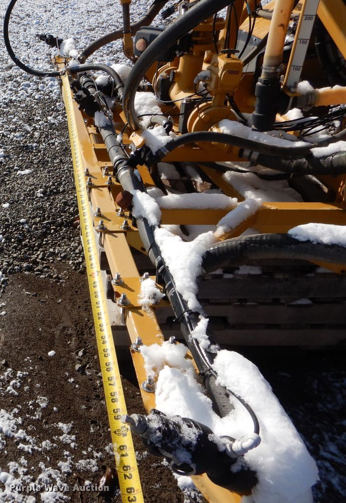 image for item DH6759 AGCO sprayer bed