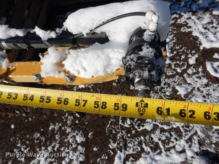 image for item DH6759 AGCO sprayer bed