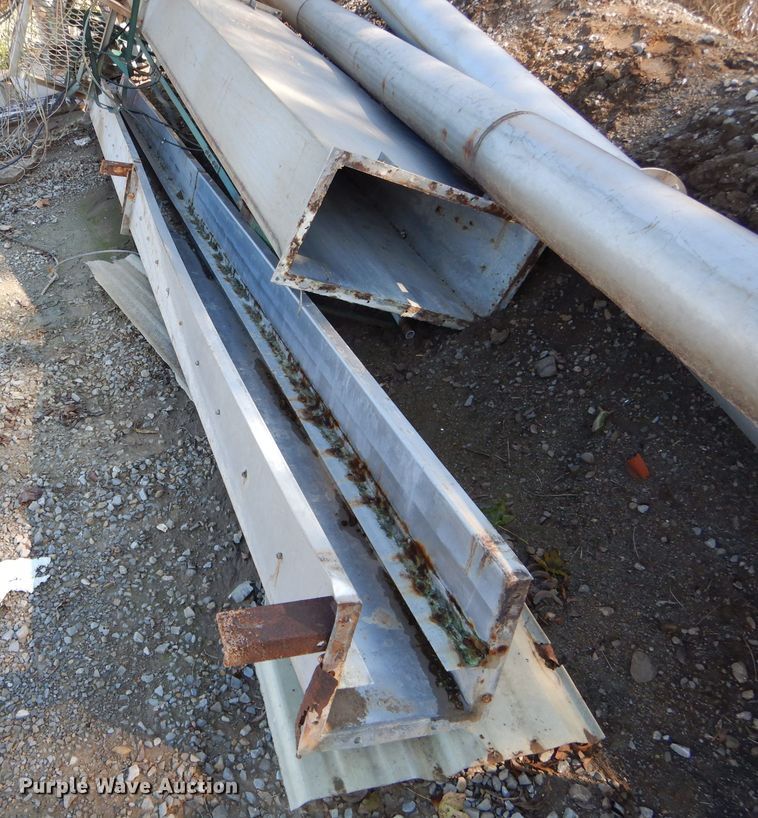 image for item DH6765 Doyle grain leg