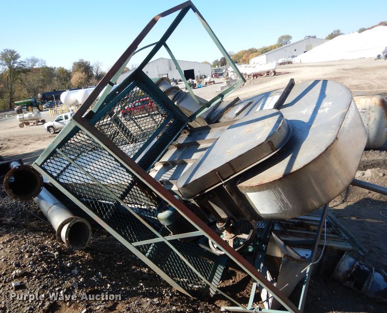 image for item DH6765 Doyle grain leg