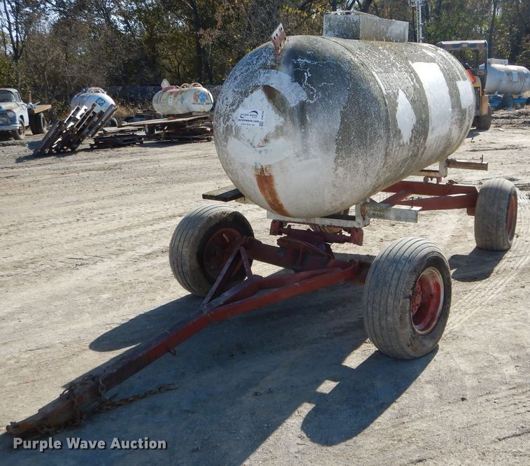 image for item DH6766 Anhydrous ammonia tank