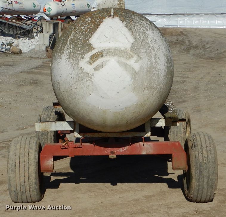image for item DH6766 Anhydrous ammonia tank