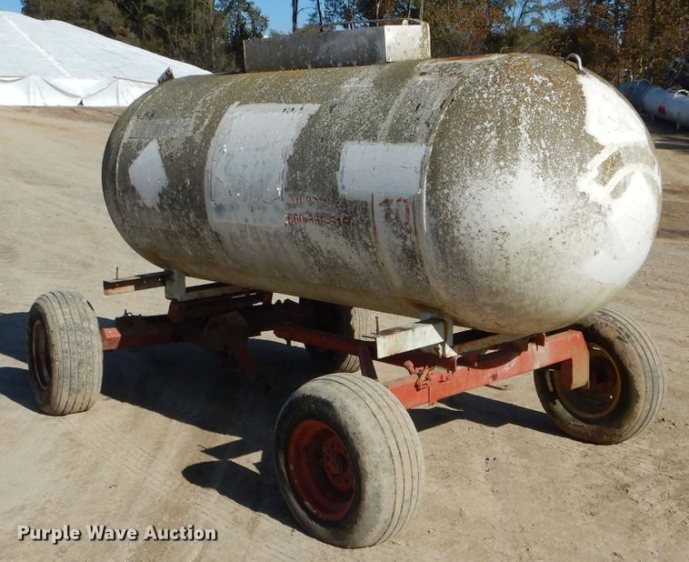 image for item DH6766 Anhydrous ammonia tank