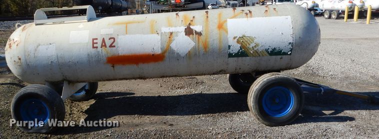 image for item DH6767 Anhydrous ammonia tank